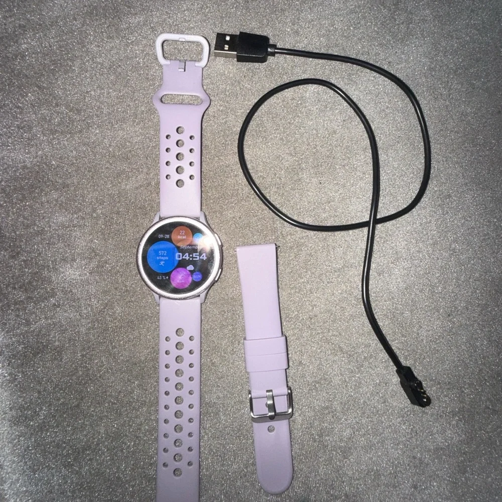 Lavender Smartwatch with Extra Strap - Picture 6 of 11